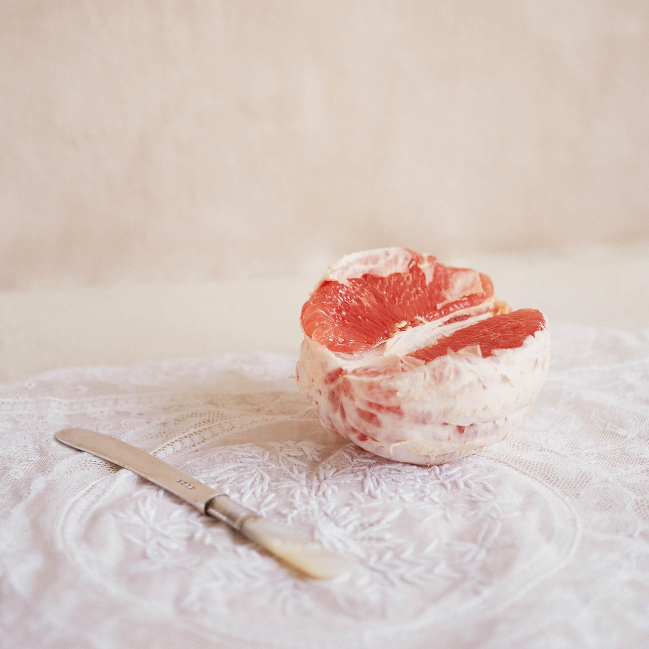 White grapefruit rind Ffern